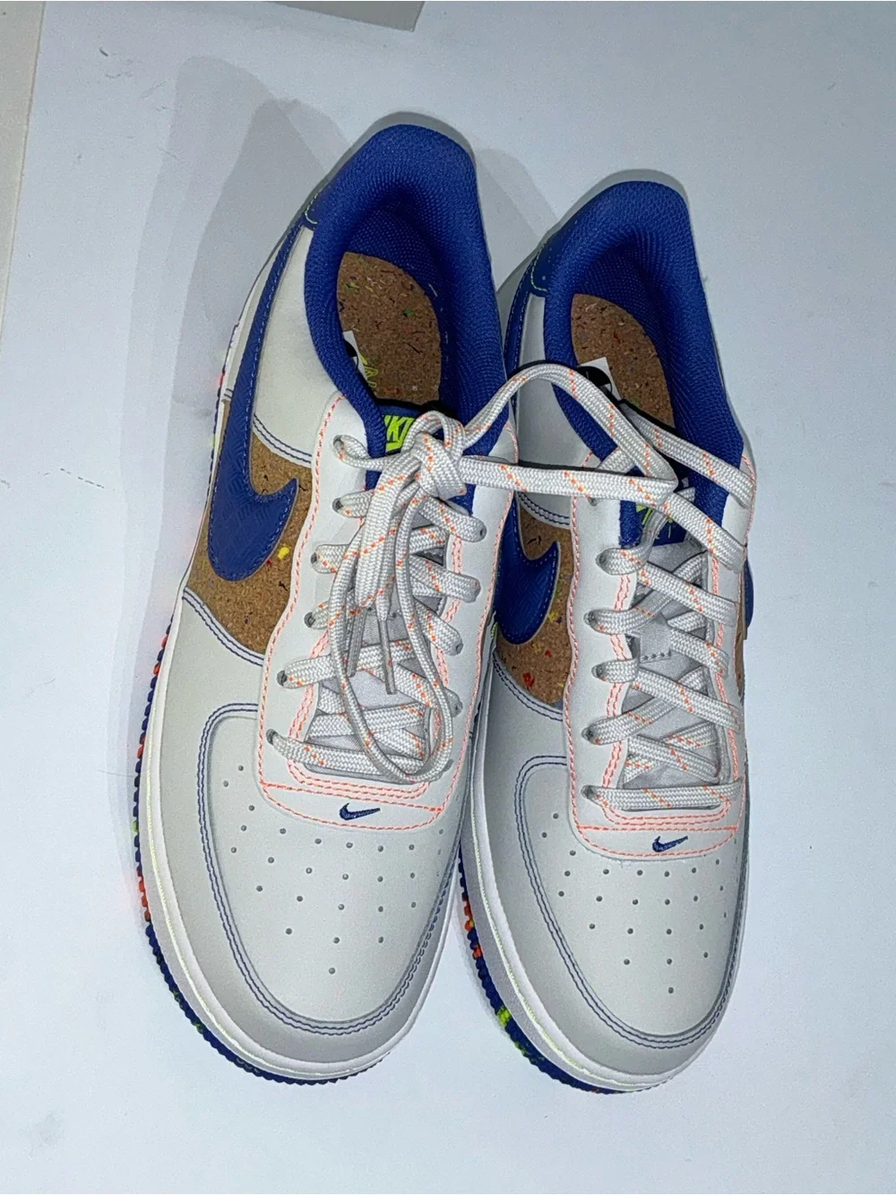8.5W Nike Air Force 1 LV8 BG 